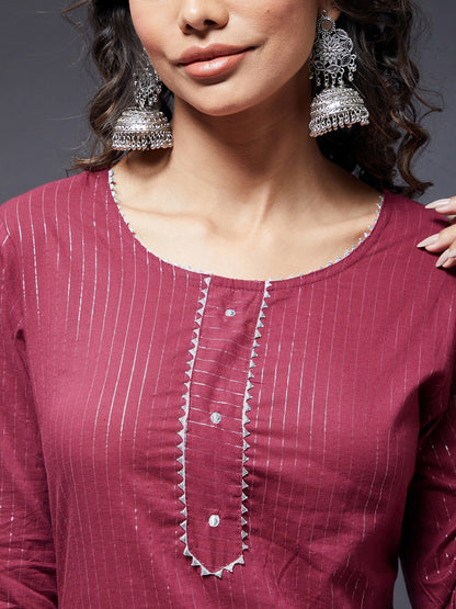 Color_Maroon