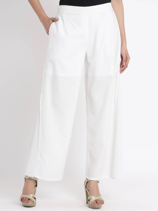 Buy_Women's_White_Cotton_Dobby_Flared_Palazzo_With_Scrunchie_Online_Trendia