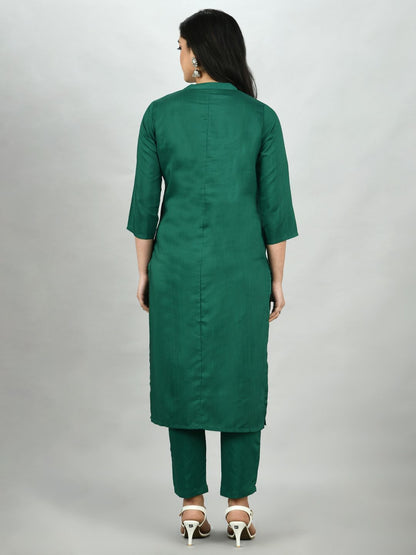Women's Green Silk Blend Solid 3/4 Sleeve Mandarin Neck Casual Kurta Pant Dupatta Set