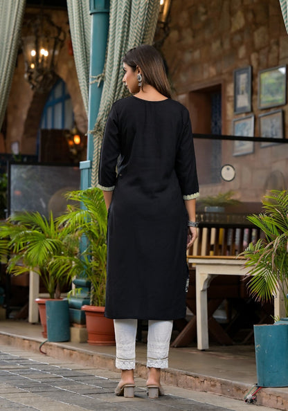 Color_Black