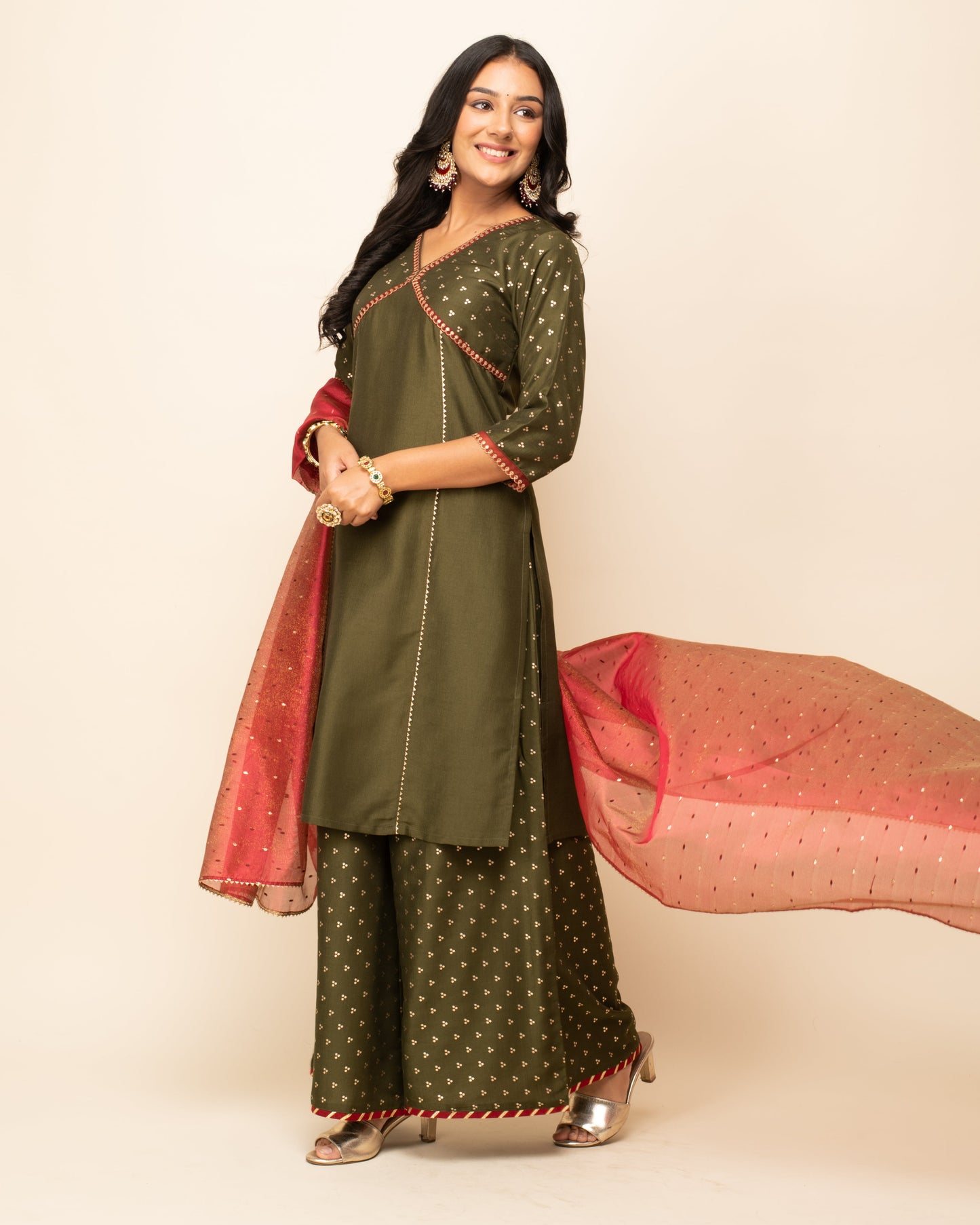 Women's Green Silk Blend Straight Kurta Palazzo Set with dupatta