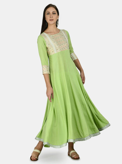 Women's Green Rayon Printed 3/4 Sleeve Round Neck Casual Anarkali Dupatta Set
