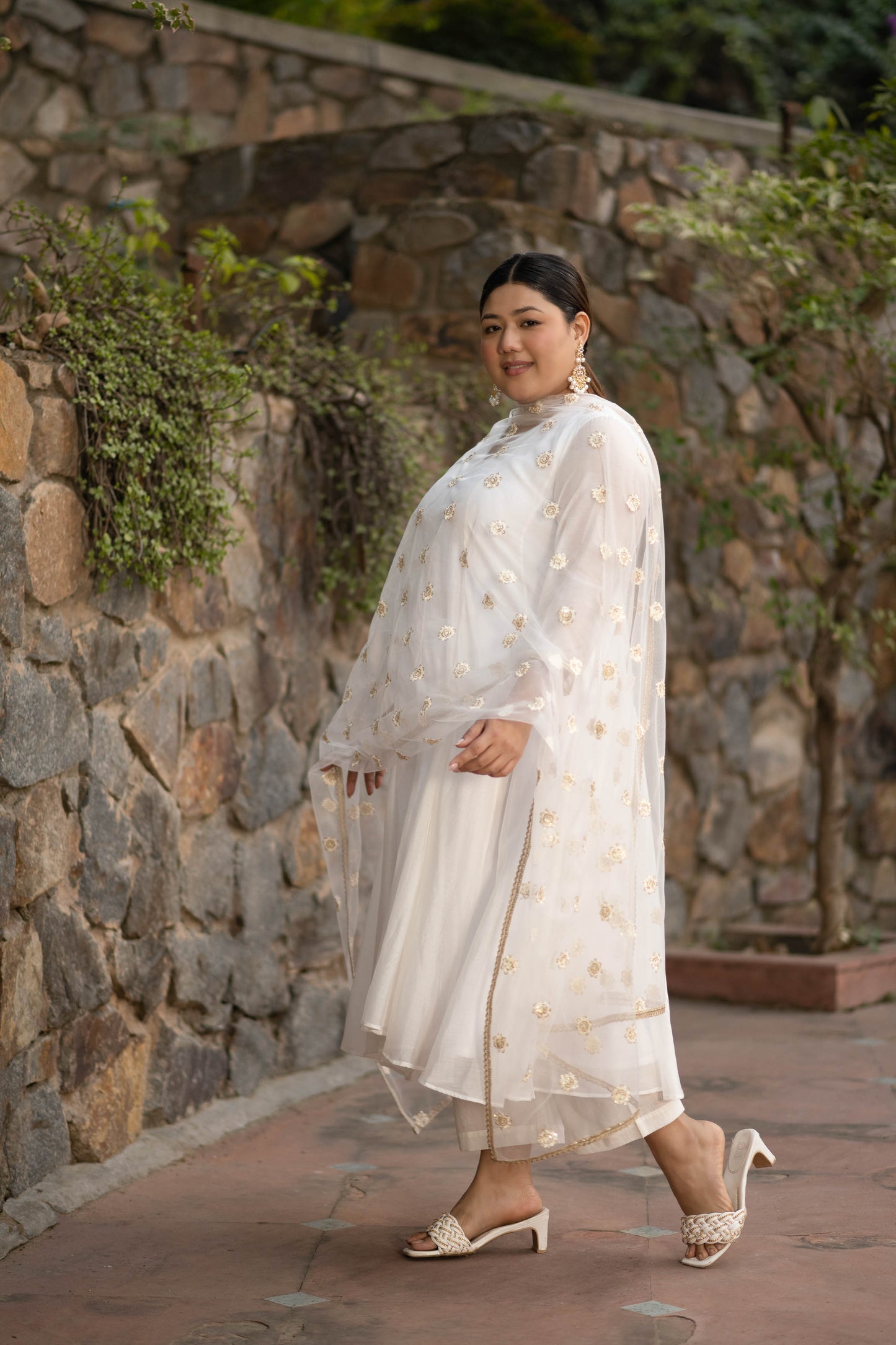 Women's Plus Size White Chanderi Anarkali With Thread Work Dupatta