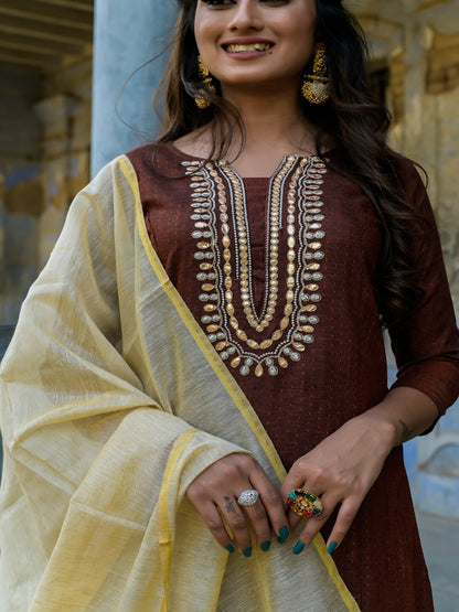 Color_Brown