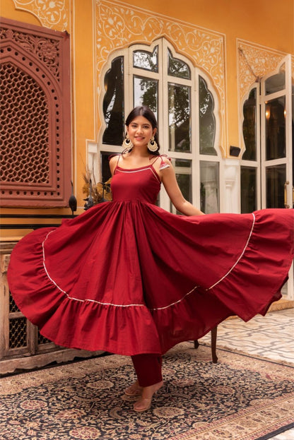 Women's Suhnari Maroon Cotton Tiered Anarkali Set With Cotton Gota Patti Dupatta