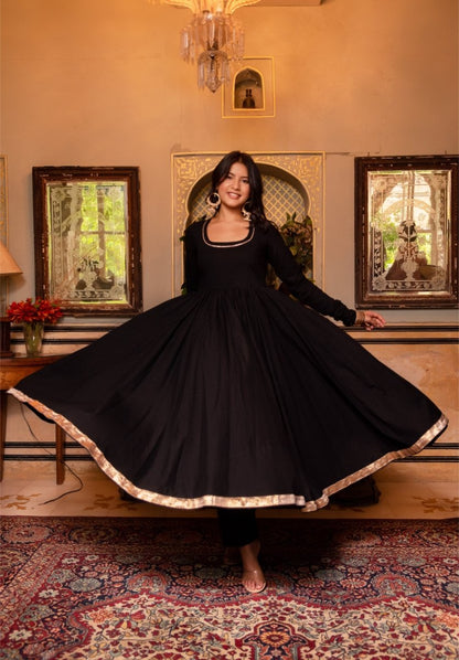Women's Sunhari Mahira Black Cotton Gota Patti Anarkali Set With Cotton Dupatta