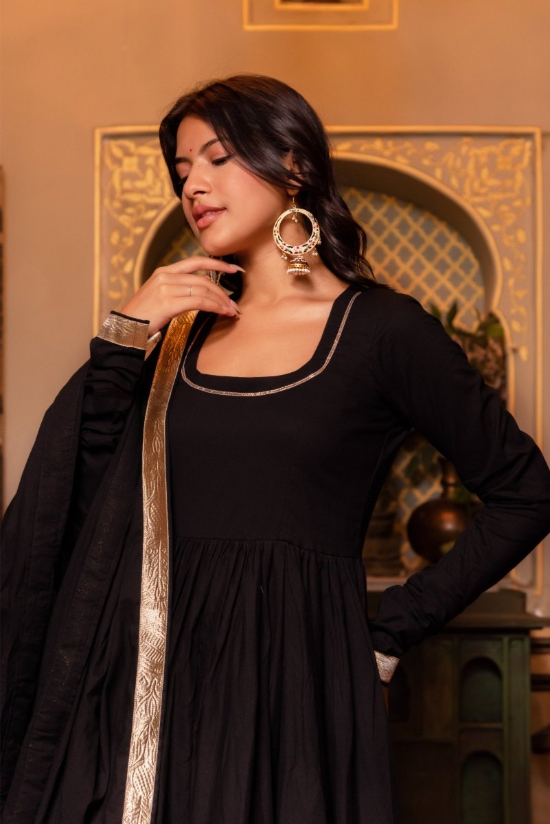 Women's Sunhari Mahira Black Cotton Gota Patti Anarkali Set With Cotton Dupatta