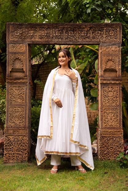 Women's Sunhari Mahira White Cotton Gota Patti Anarkali Set With Cotton Dupatta