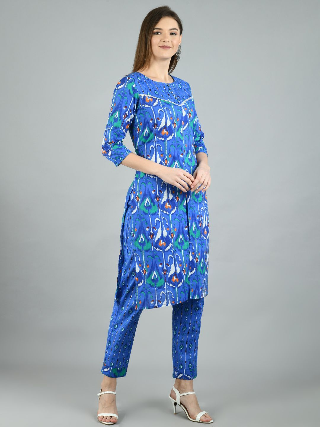 Women's Blue Cotton Printed 3/4 Sleeve Round Neck Casual Kurta Pant Set