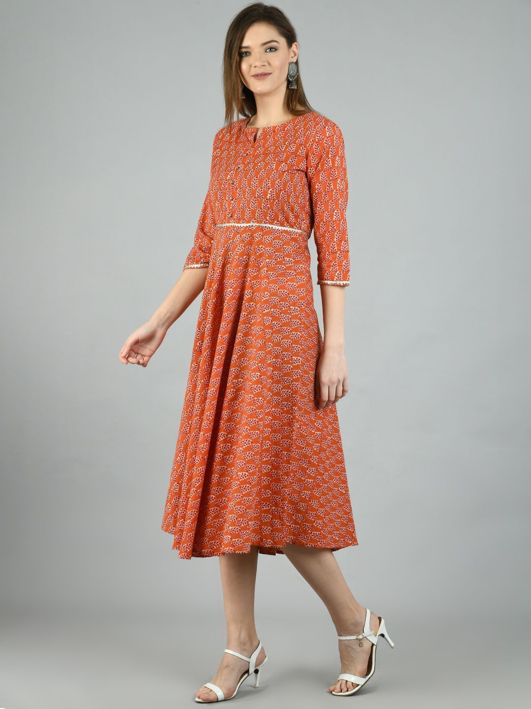 Women's Brown Cotton Printed 3/4 Sleeve Round Neck Casual Dress