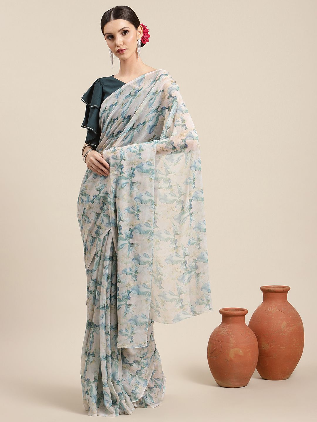 Women's Off White Chiffon Abstract Digital Print Saree
