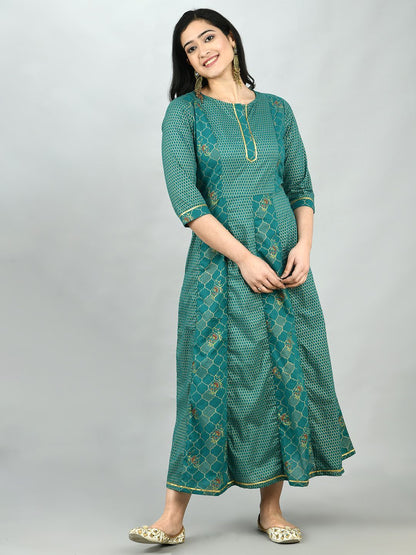 Women's Green Cotton Printed 3/4 Sleeve Round Neck Casual Dress