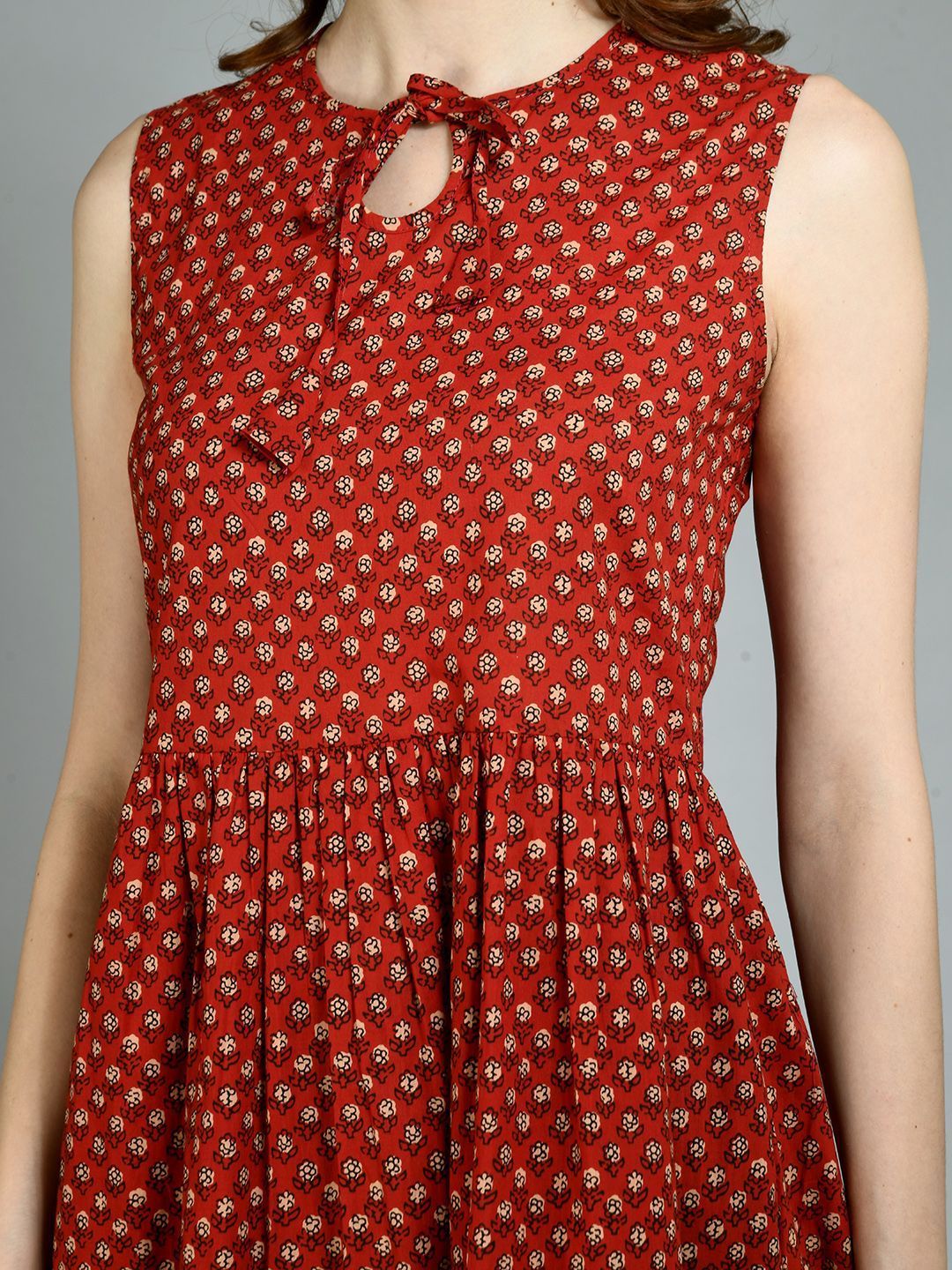 Women's Light Maroon Cotton Printed Sleeveless Round Neck Casual Dress