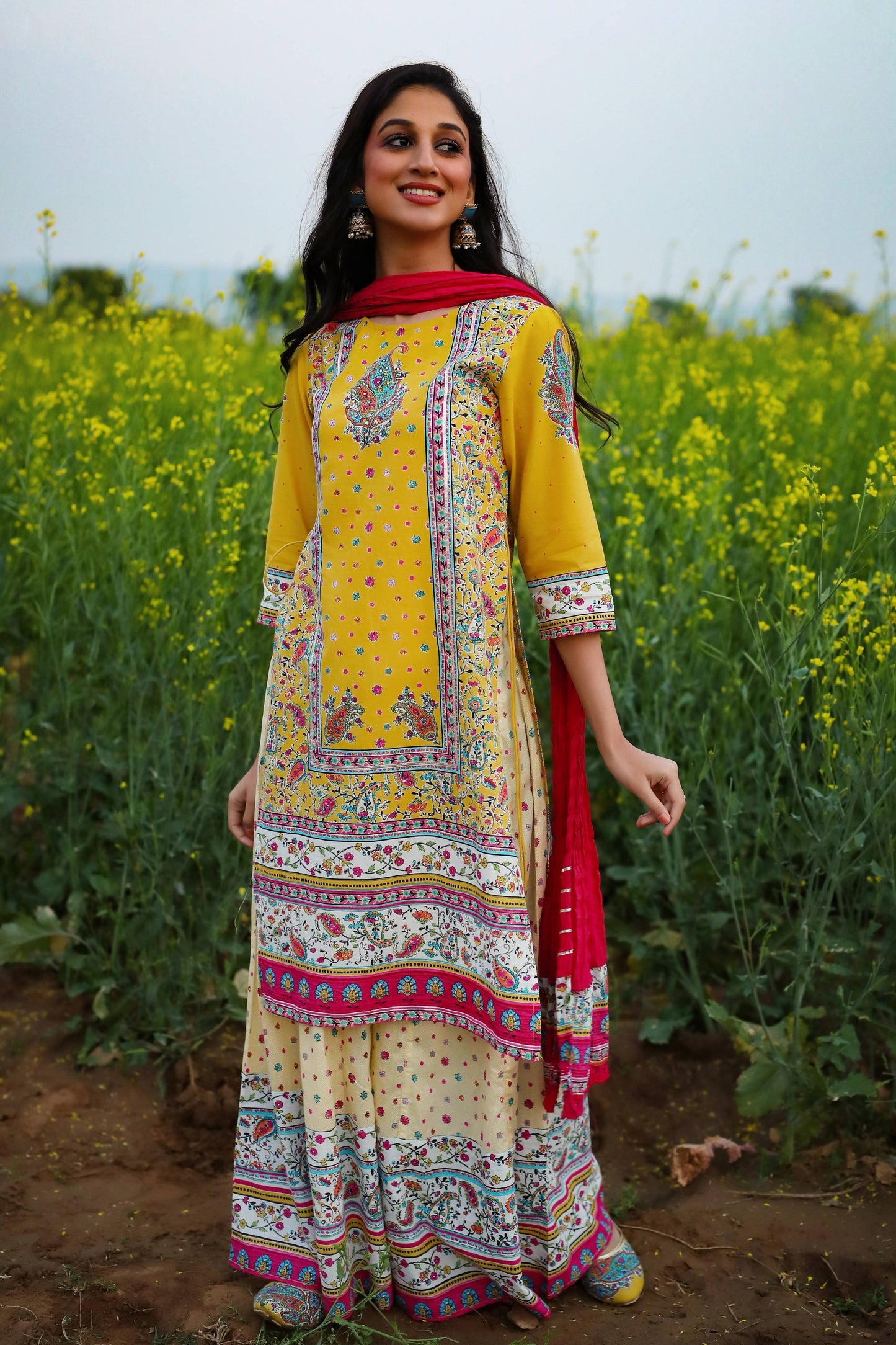 Women's Cambric Printed Straight Kurta Palazzo Dupatta Set