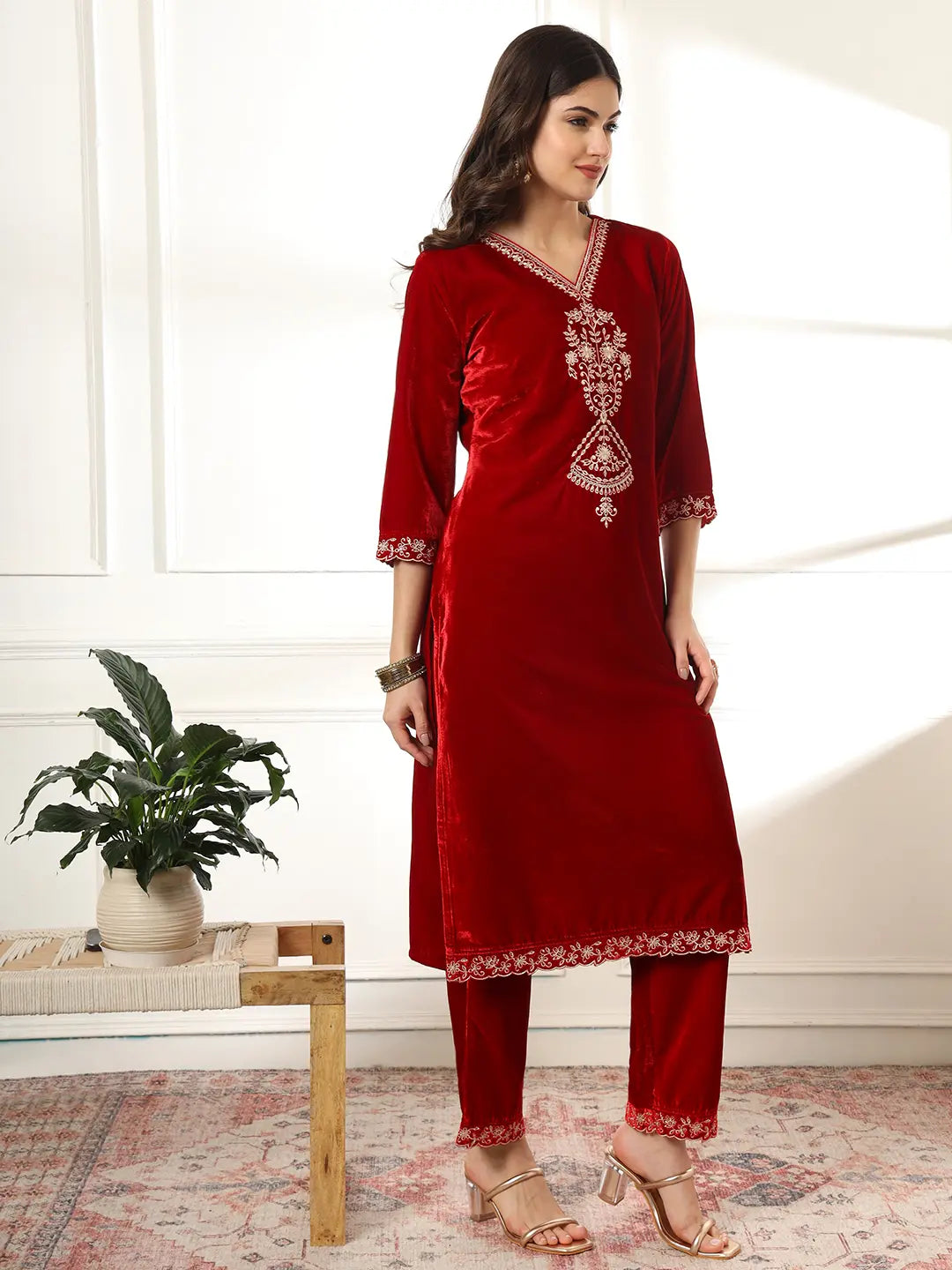 Color_Maroon