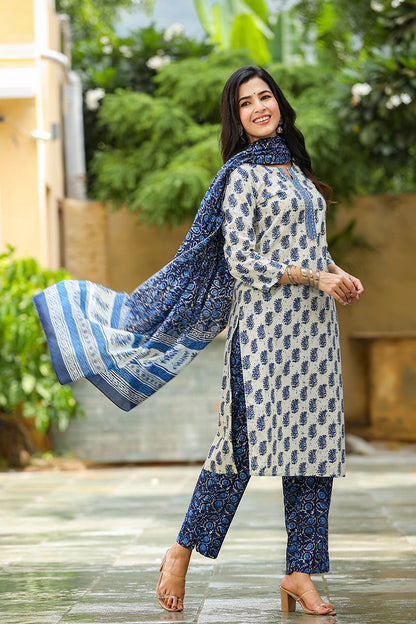 Women's Cotton Blend Printed Kurta Pant Dupatta Set