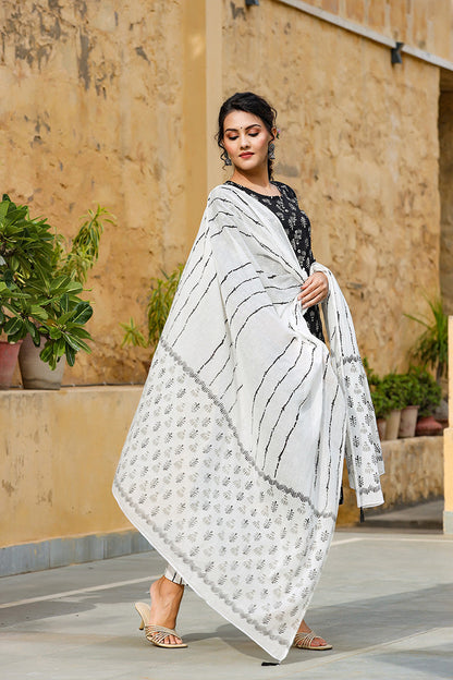 Women's Cotton Blend Printed Kurta Pant Dupatta Set