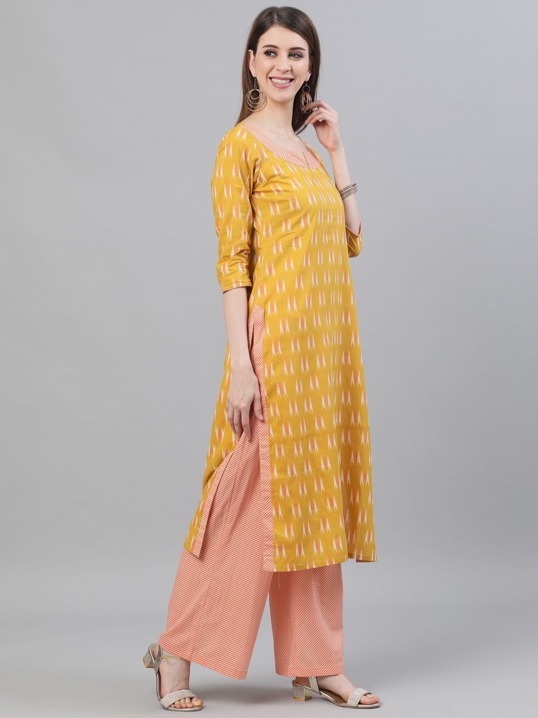 COLOR_Yellow