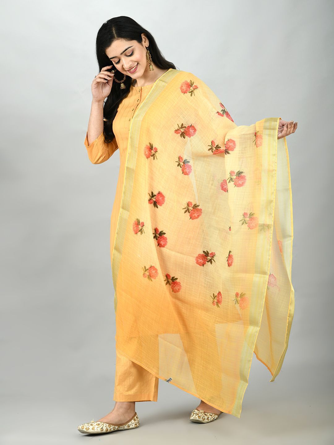 Women's Mustrd Polyester Solid 3/4 Sleeve Round Neck Casual Kurta Pant Dupatta Set