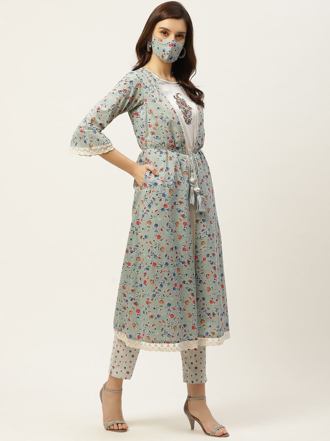 Women's Kurta Pant Set with Printed Jacket