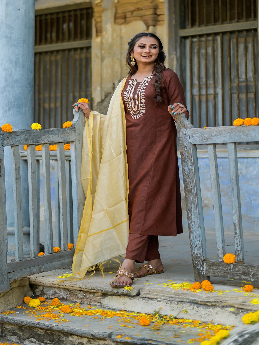 Color_Brown